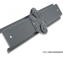 H 012  CABIN  CROSSMEMBER