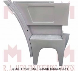 B 068 HYVA FOOT BOARD ASSEMBLY