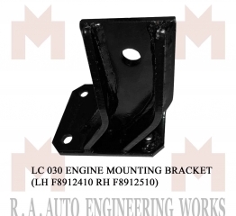 LC O3O ENGINE MOUNTING BRACKET